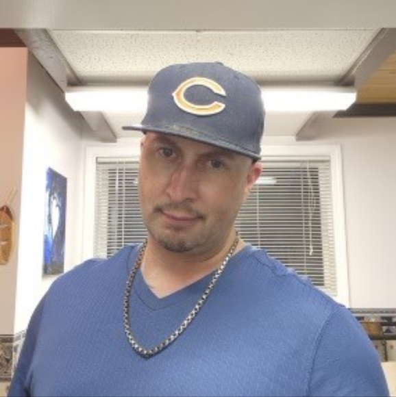 Meet your Posher, Kelly - Picture 2 of 2